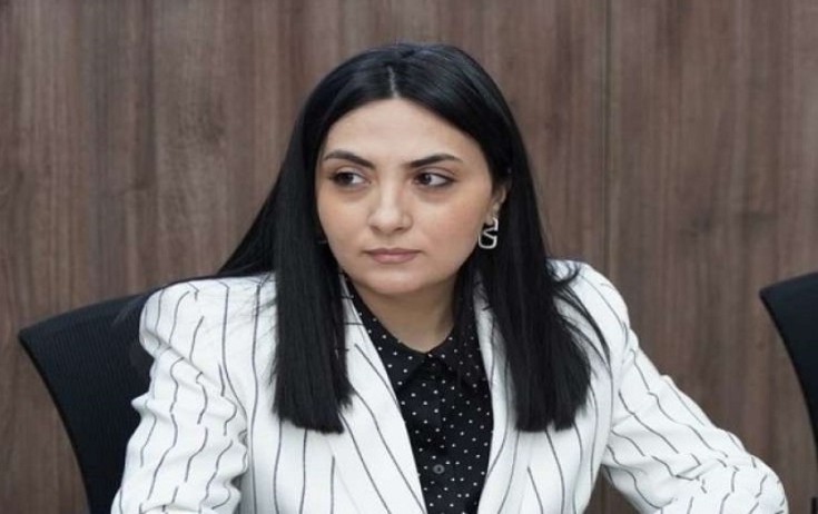 İcra başçısı musiqi müəllimini özünə müavin təyin etdi
