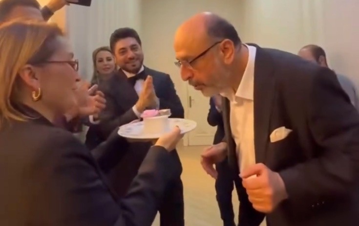 Eyyub Yaqubova yubiley sürprizi - Video