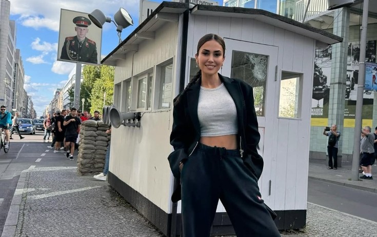 Fransadan sonra Almaniyaya getdi - Fotolar