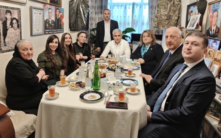 Leyla və Arzu Əliyevalar Polad Həşimovun evində - Fotolar