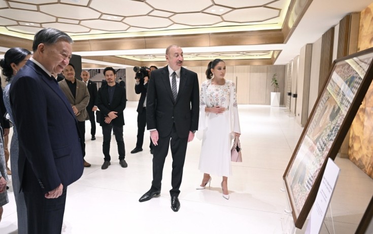 Prezident ailə üzvləri və qonaqlarla “Gülüstan” sarayında - Fotolar