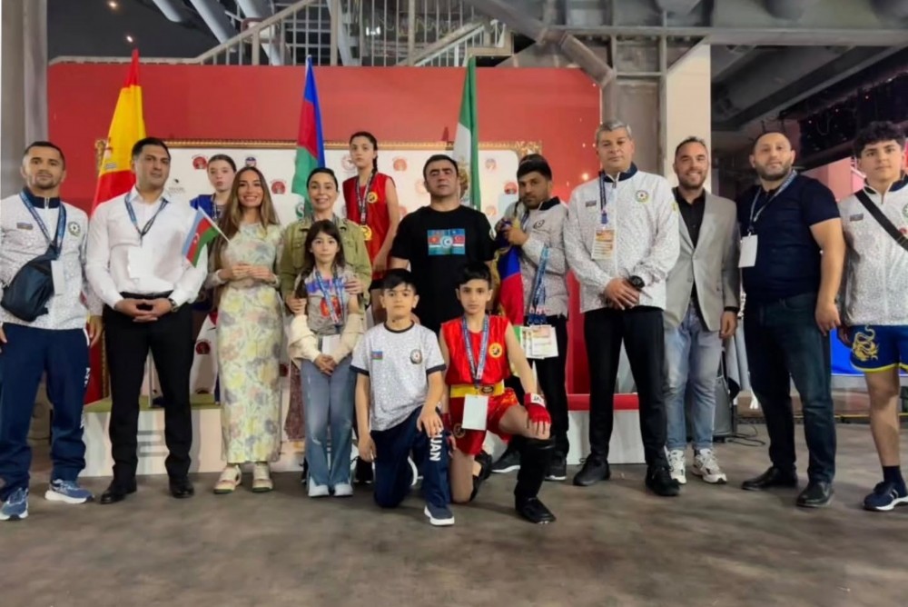 Prezidentin nəvəsi dünya çempionu oldu - Video+Fotolar