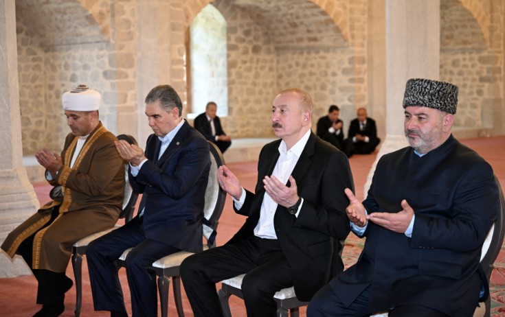 Liderlər Şuşada məsciddə - Fotolar