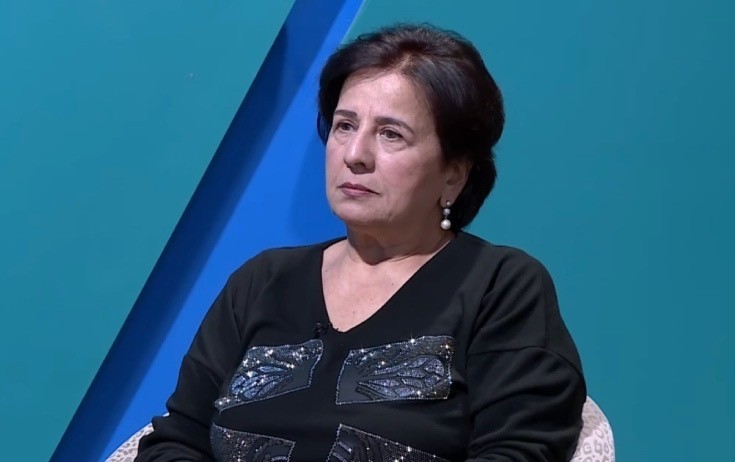 "Abırsız aktrisa bakirə qız rolunu oynaya bilməz"