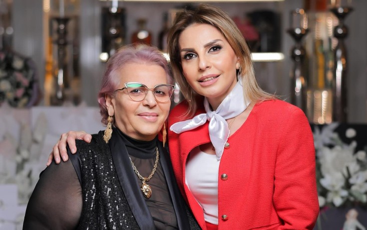 Anasının ad gününü bu sözlərlə təbrik etdi - Fotolar