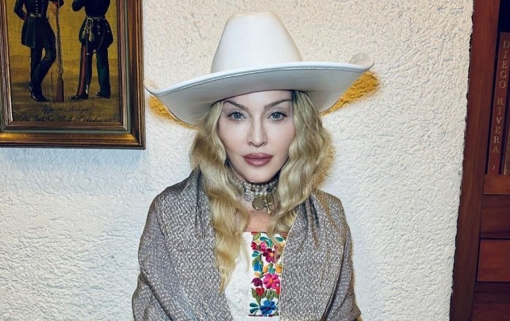 Madonna Qəzzadakı uşaqlar üçün səsləndi: "Dözə bilmirəm"