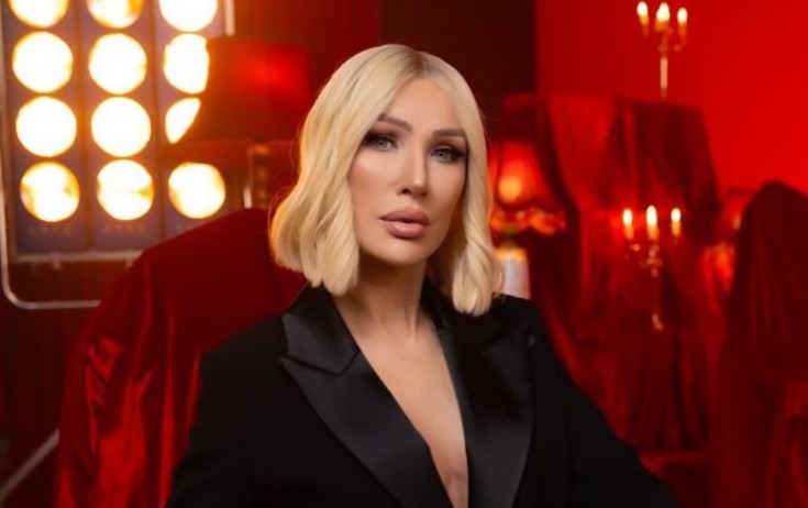 Seda Sayanı aldadıb 35 minini aldılar