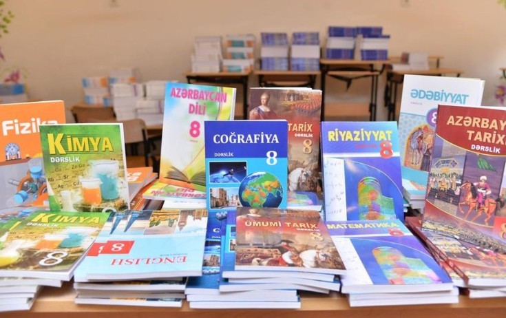 Məktəblərdə yeni dərsliklər tədris olunacaq