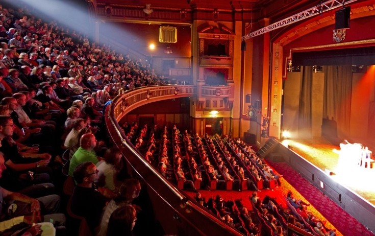 Teatr və konsertlərə bilet alanlara - Xəbərdarlıq