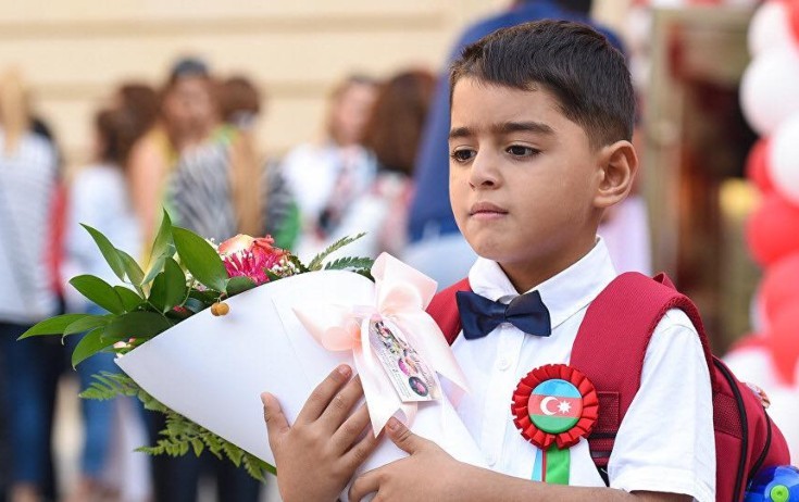 Azərbaycanda Bilik Günüdür