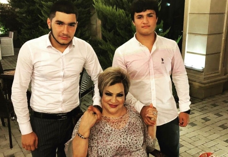 Afaq Bəşirqızı nəvələrindən danışdı