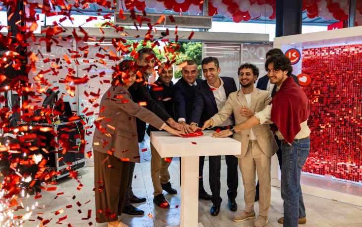 “Kontakt” Gürcüstanın ən böyük “Mall”larından birində mağaza açdı