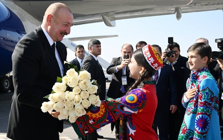 Prezident Tacikistandadır - Fotolar