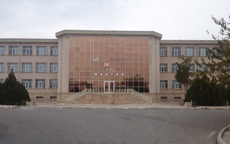 Müəllim məktəbliləri kəmərlə bağlayaraq döyüb? - Rəsmi açıqlama
