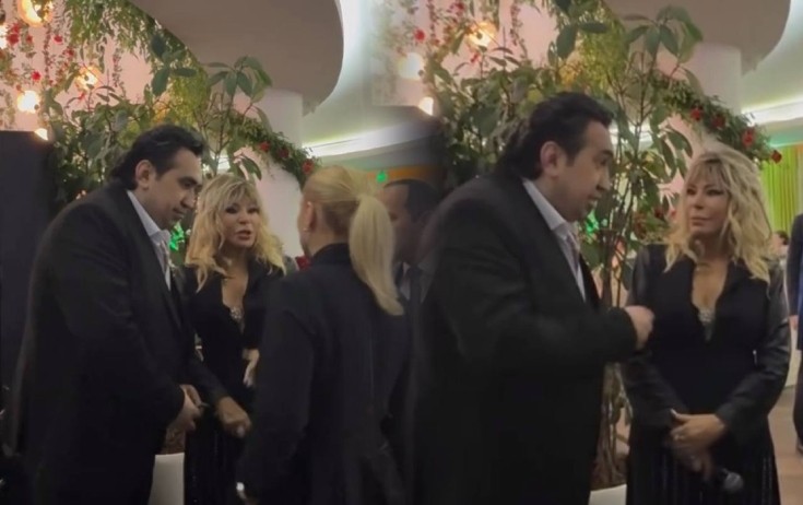 Elton bir zamanlar qalmaqal yaşadığı Brilliant Dadaşova ilə - Video