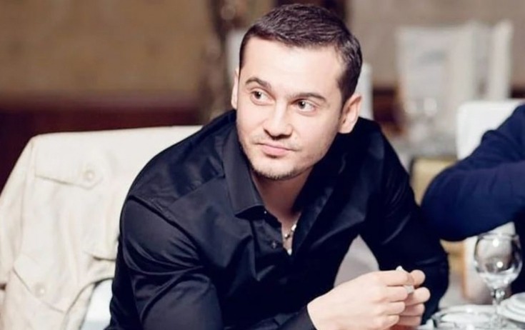 "5 yaşımdan məni tək qoydun"