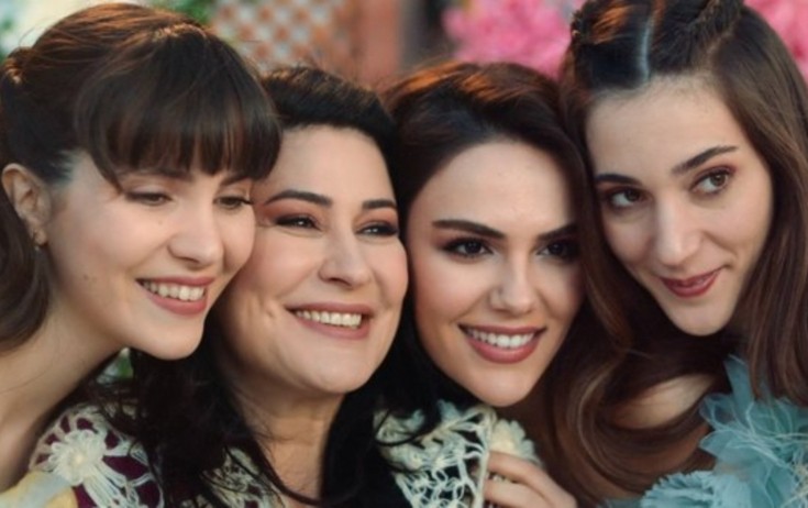 "Üç kız kardeş"in aktrisası yeni serialda - Foto