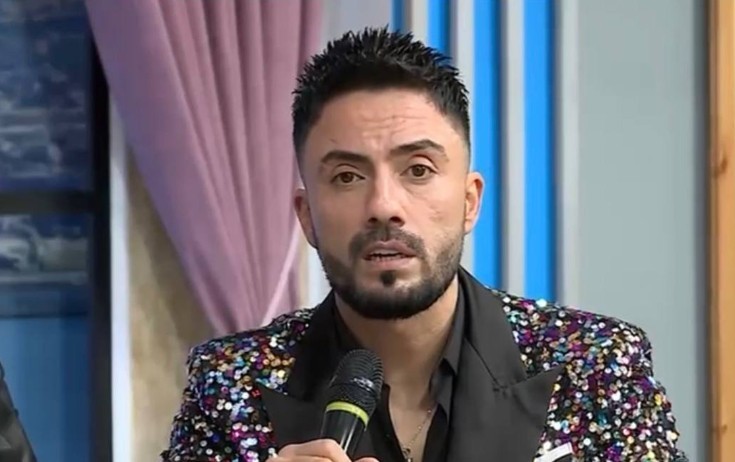 Qazancına evlər alır