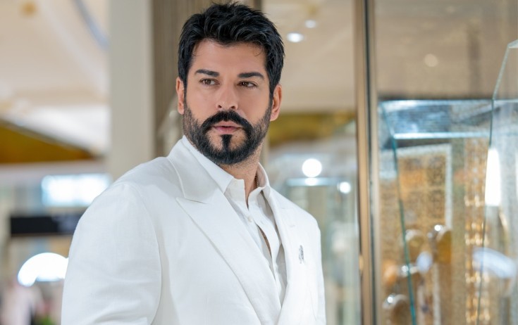 Burak karyerasında bunu ilk dəfə edəcək