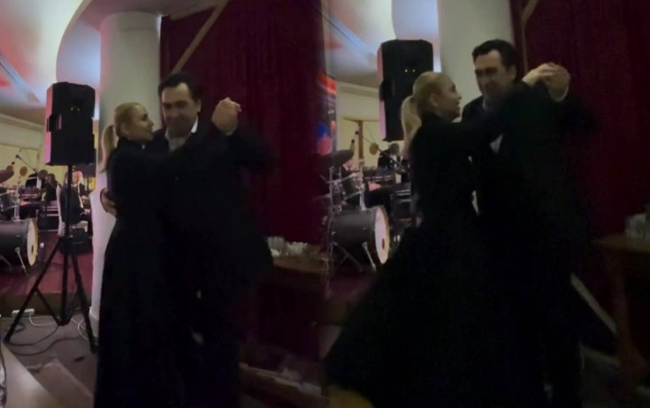 Brilliant Dadaşova oxudu, Eltonla xanımı rəqs etdi - Video