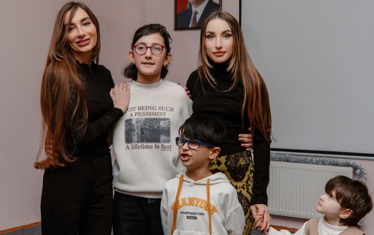 Arzu və Alena Əliyevalar sığınacaqda - Fotolar