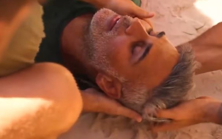 Doğuşun "Survivior"da ürəyi getdi - Video