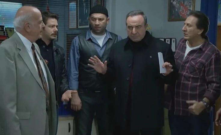 "Arka sokaklar"ın aktyoru qocalar evində qalır - Foto