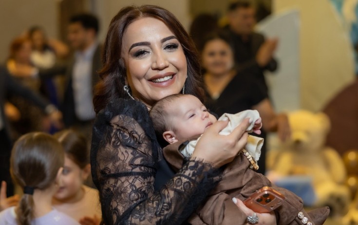Nəvəsinin özəl gecəsindən fotolar paylaşdı