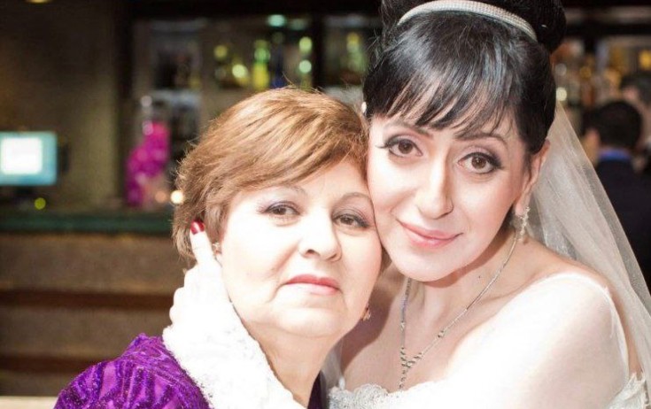 Mərhum anası ilə bağlı paylaşım etdi - Foto