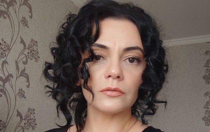 "Rusiyada dayımın evinə girib onları döyüblər" - Azərbaycanlı aktrisa