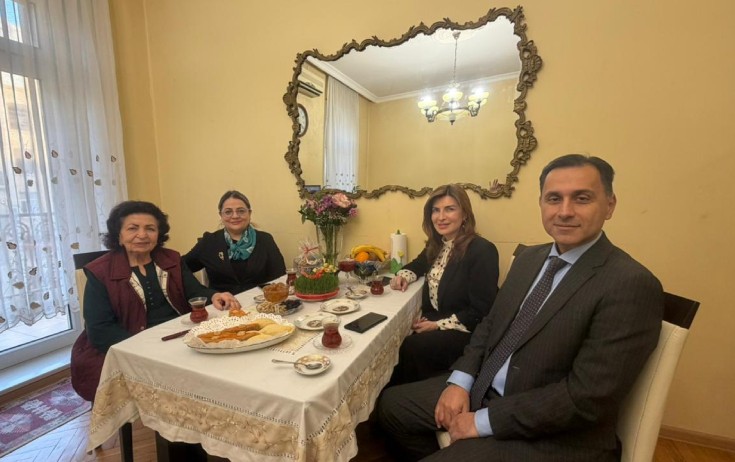 Kübra Əliyeva evində ziyarət olunub