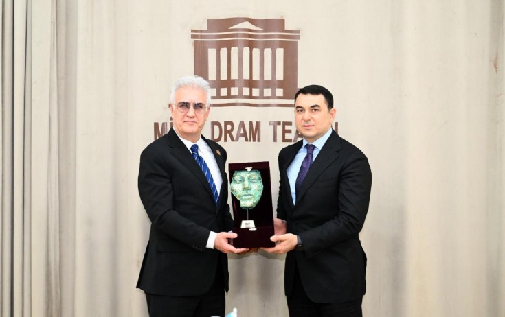Nazir yerli və əcnəbi aktyorlarla görüşdü - Fotolar