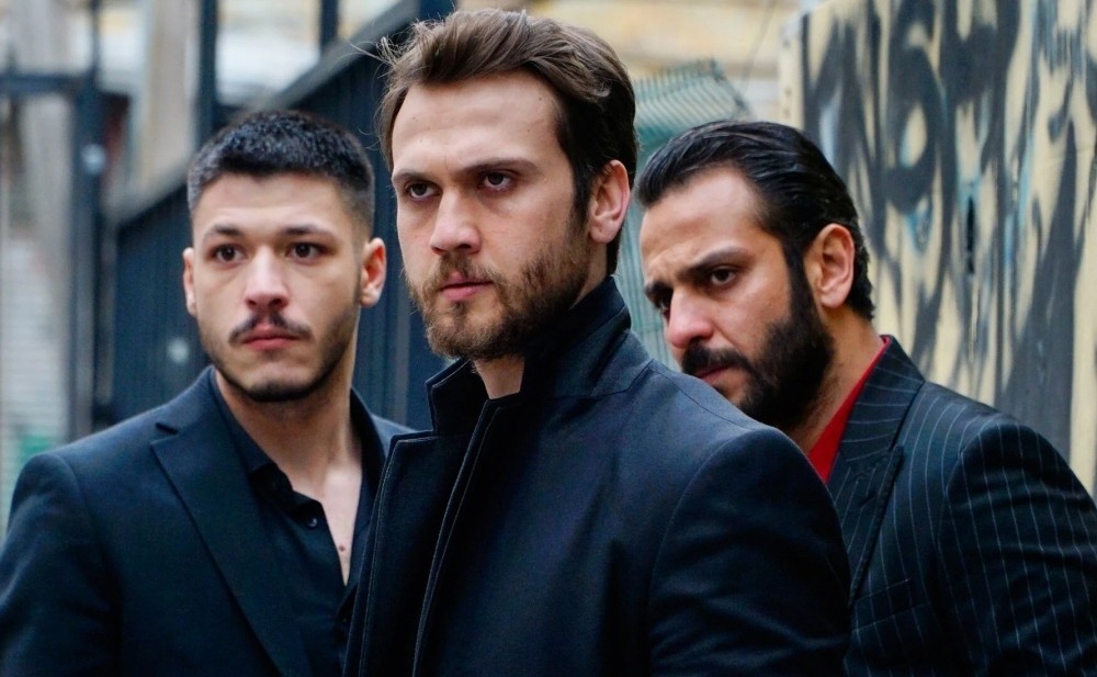 "Çukur"un aktrisası yeni serialda - Foto