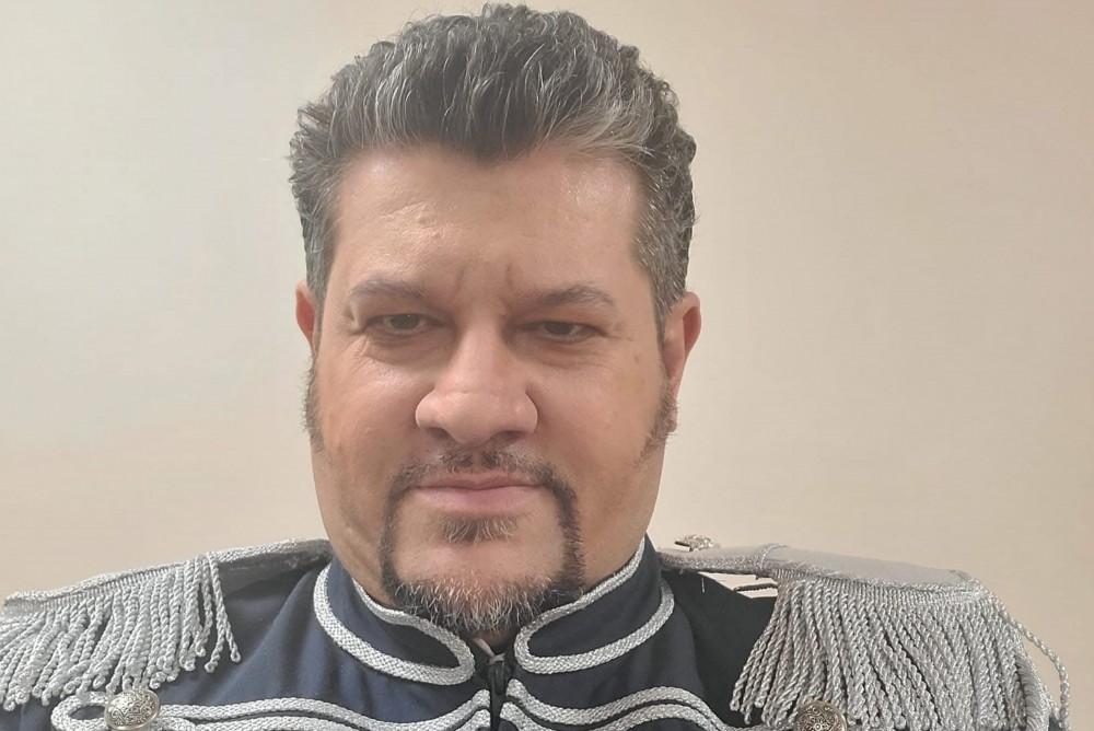 Teatrdan Xalq artistinin işdən çıxarılması ilə bağlı - Açıqlama