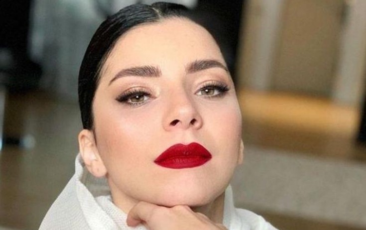 "Sevgi insanı bir-birindən uzaqlaşdırır"