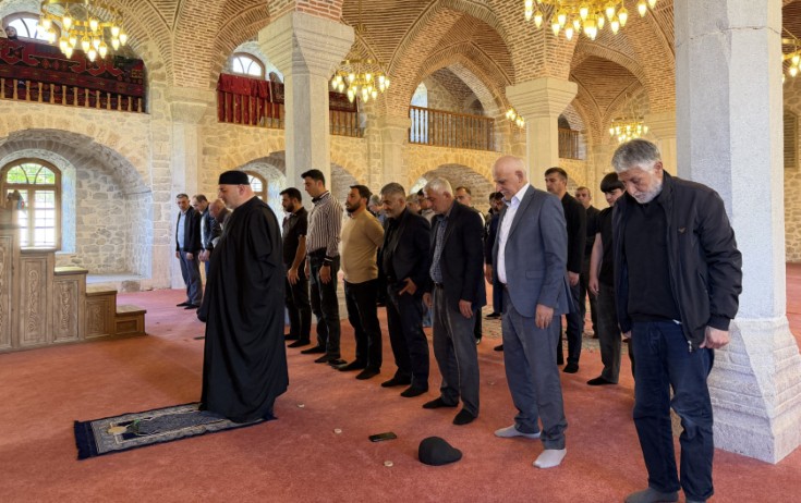 Şuşada bayram namazı qılındı - Fotolar