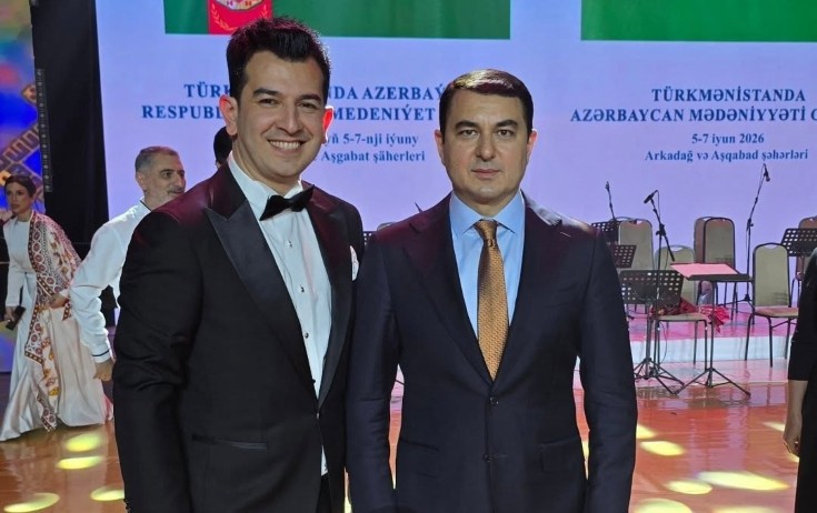 Saleh Bağırov nazirlə bir arada - Foto