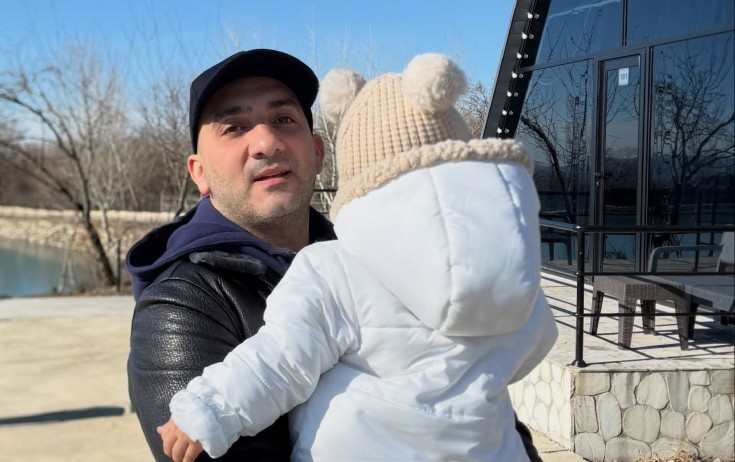 Nicatın qızı ilə gəzintisi - Foto