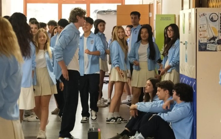 "Daha 17"nin aktyorları sevgili olub? - Foto