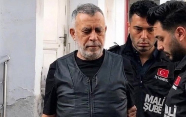 Halukla bağlı 2 qadından qalmaqallı açıqlamalar