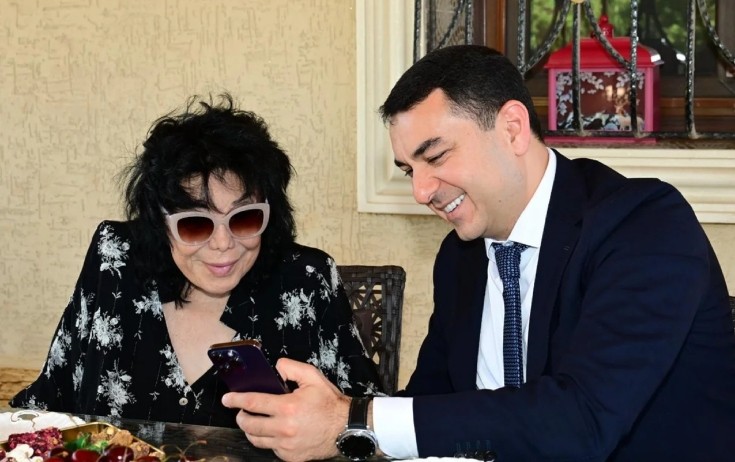 Nazir Flora Kərimovanı evində ziyarət etdi - Fotolar